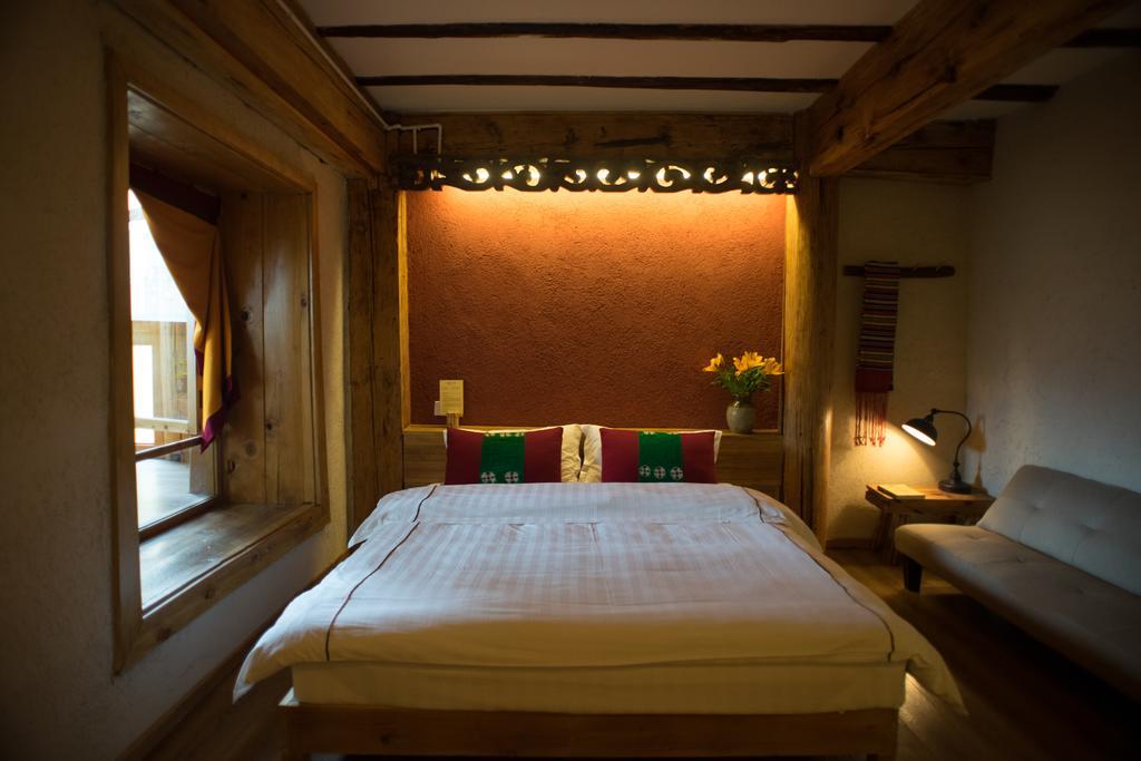 Courtyard Shangri-La 藏舍小院 מראה חיצוני תמונה
