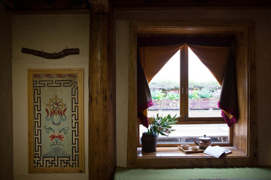 Courtyard Shangri-La 藏舍小院 מראה חיצוני תמונה