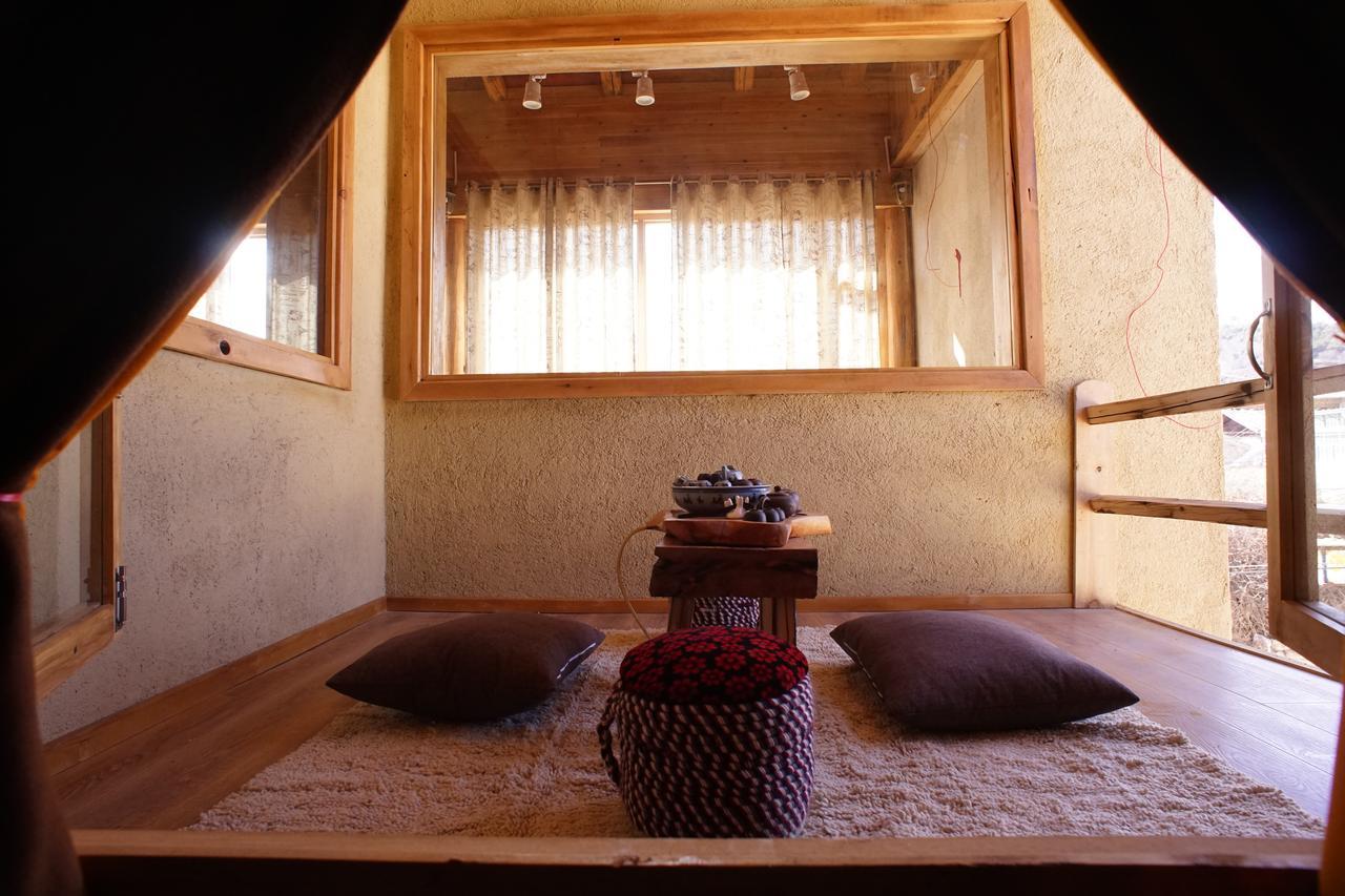 Courtyard Shangri-La 藏舍小院 מראה חיצוני תמונה